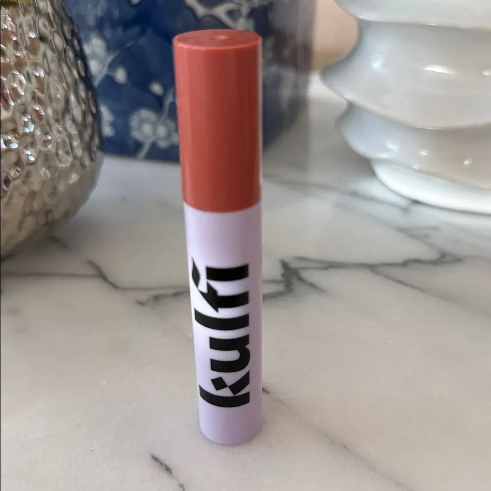 Kulfi color rose